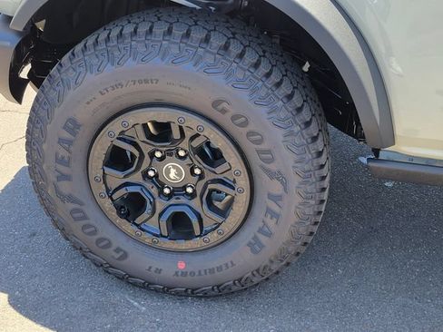 New 2026 Ford Bronco Big Bend w/ Sasquatch Package AWD/4WD image 5