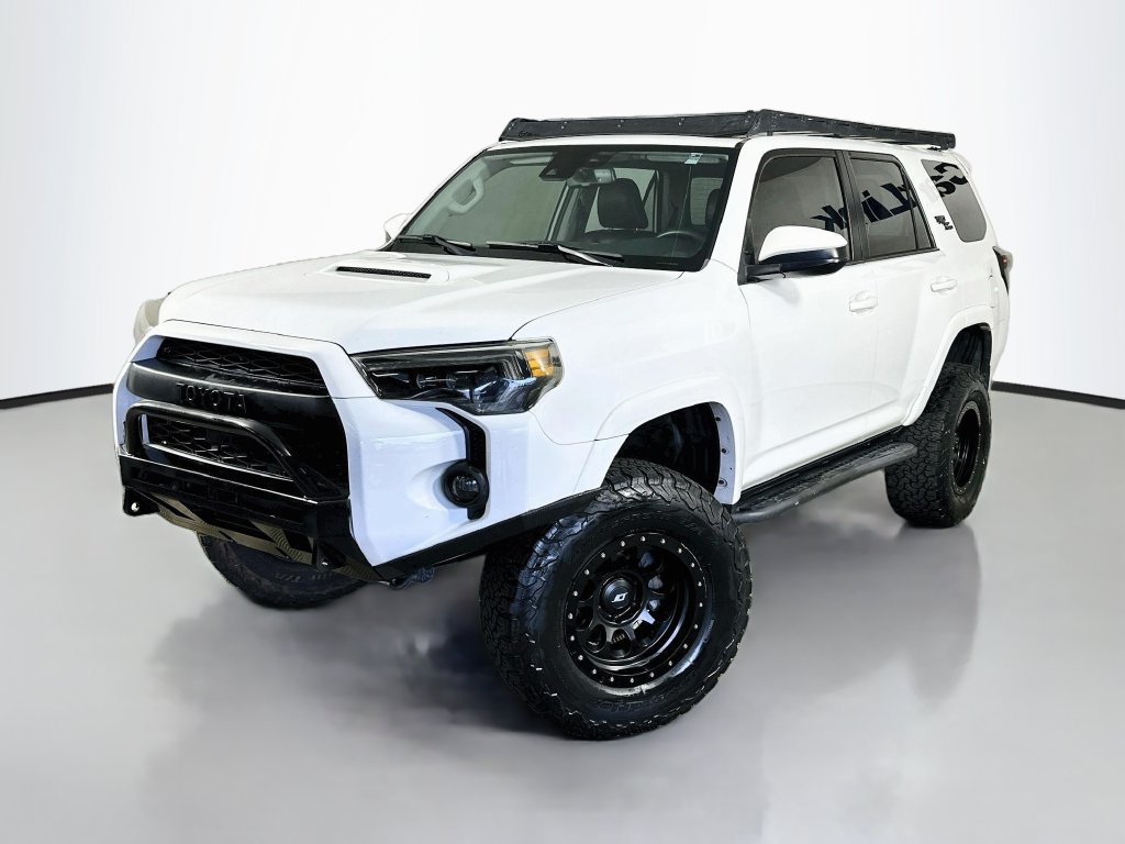 Used 2021 Toyota 4Runner TRD Off-Road AWD/4WD image 3