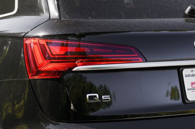 Used 2023 Audi Q5 2.0T Premium Plus w/ Premium Plus Package AWD/4WD image 10