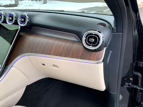 New 2026 Mercedes-Benz GLC 300 4MATIC image 10