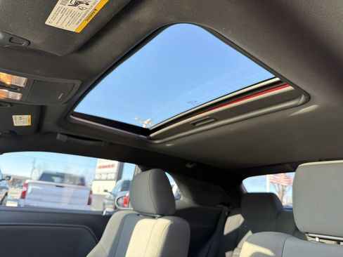 Used 2009 Dodge Challenger R/T w/ Sound Group image 14