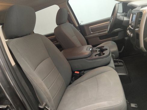 Used 2020 RAM 1500 Classic SLT RWD image 21