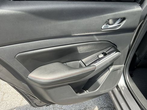 Used 2024 Nissan Altima 2.5 SR w/ SR Premium Package AWD/4WD image 17