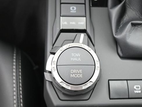Certified 2026 Toyota 4Runner Limited AWD/4WD image 26