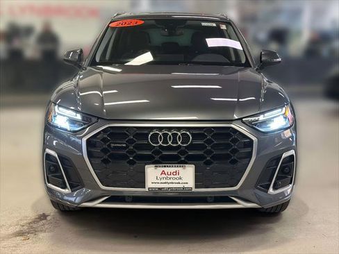 Used 2023 Audi Q5 2.0T Premium w/ Convenience Package image 2