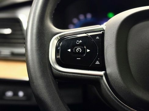 Used 2023 Volvo XC90 T8 Core w/ Climate Package image 18