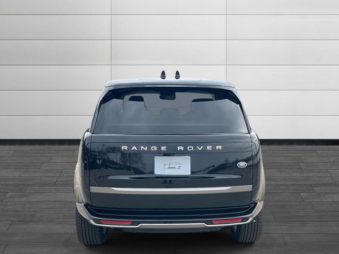Used 2023 Land Rover Range Rover SE image 4
