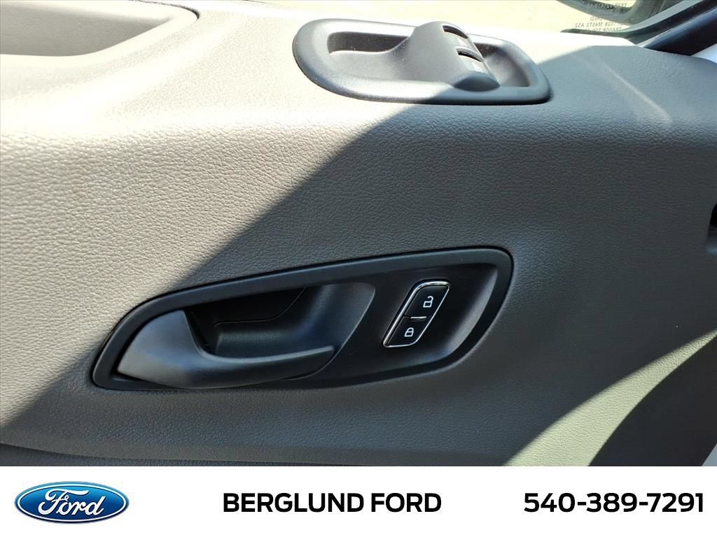New 2024 Ford Transit 250 Low Roof w/ Load Area Protection Package RWD image 10