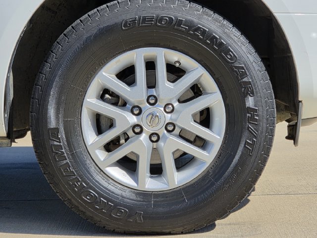 Used 2016 Nissan Frontier SV w/ SV Value Truck Package RWD image 12
