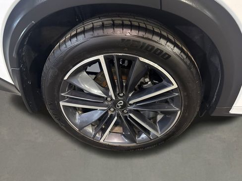 Used 2023 INFINITI QX50 Sport image 9