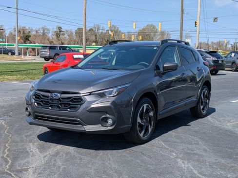 Used 2025 Subaru Crosstrek 2.5i Limited w/ Crosstrek Mirror Package image 1