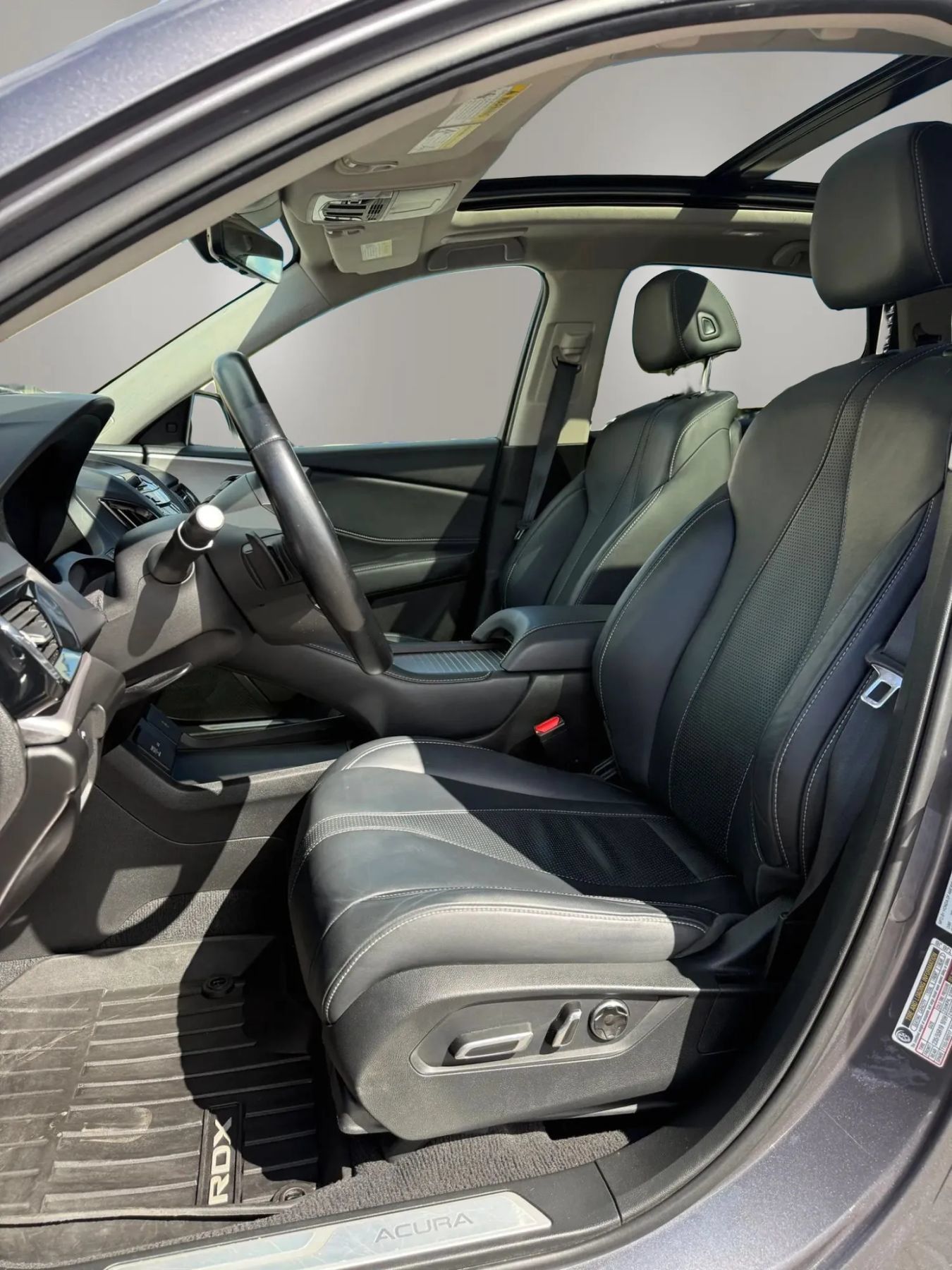 Used 2021 Acura RDX w/ Technology Package AWD/4WD image 19