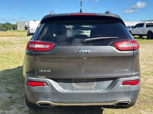 Used 2015 Jeep Cherokee Limited AWD/4WD image 9