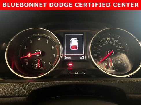 Used 2015 Volkswagen Golf 2-Door FWD image 14