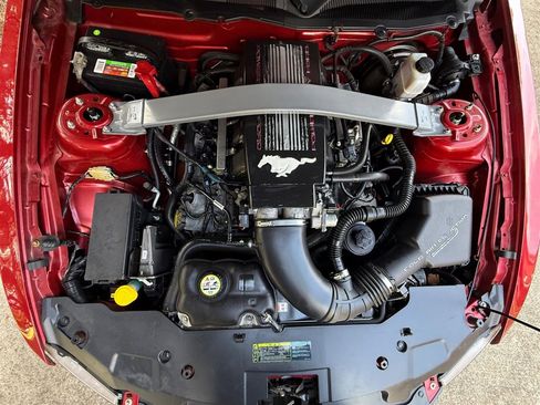 Used 2010 Ford Mustang GT Premium image 64