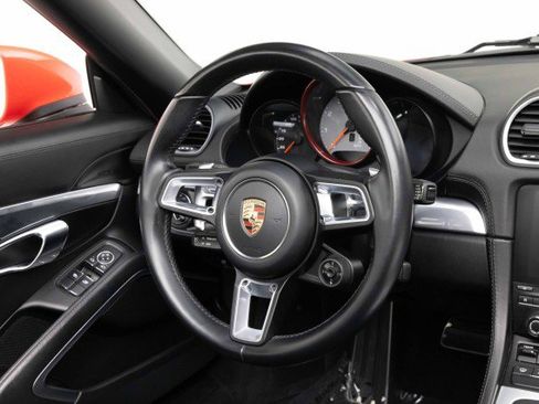 Used 2017 Porsche 718 Boxster S image 10