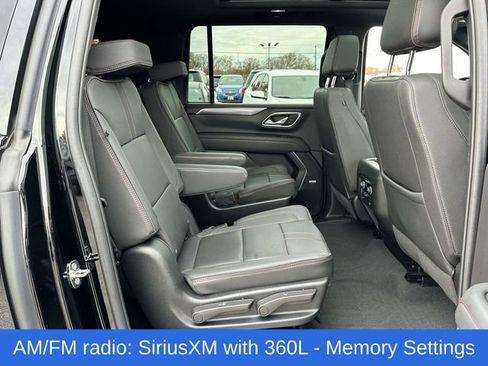 Used 2024 Chevrolet Suburban RST w/ Luxury Package image 16