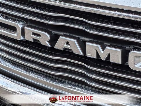Used 2019 RAM 1500 Laramie image 9