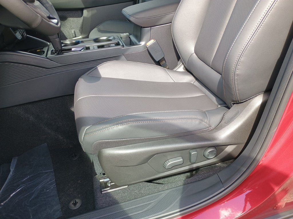New 2026 Subaru Outback Limited AWD/4WD image 10