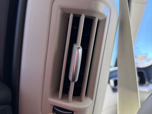 New 2026 Volvo XC60 B5 Ultra w/ Protection Package Premier image 90