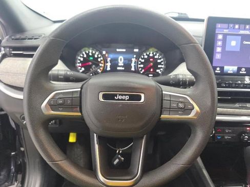 Used 2023 Jeep Compass Sport AWD/4WD image 7