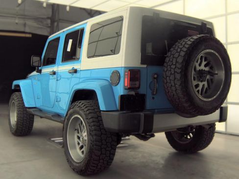 Used 2017 Jeep Wrangler Unlimited Sahara w/ Quick Order Package 24E Chief AWD/4WD image 2