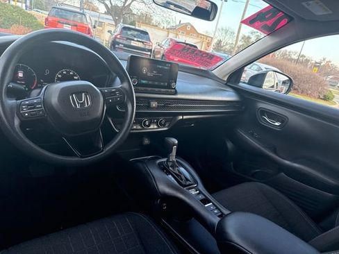 Certified 2024 Honda HR-V LX image 21