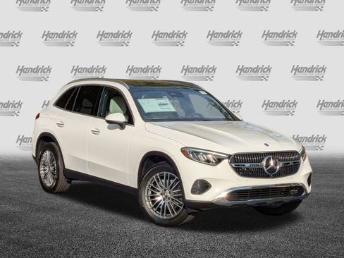 New 2026 Mercedes-Benz GLC 300 image 2