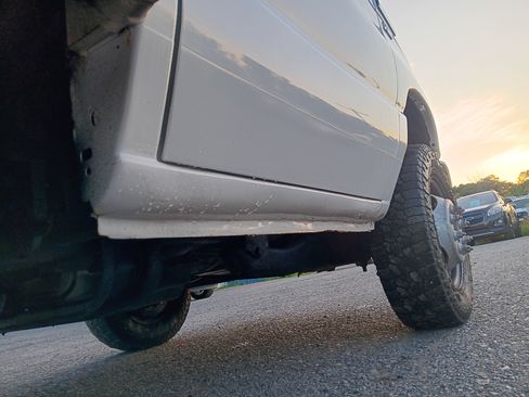 Used 2014 Ford E-350 and Econoline 350 Super Duty RWD image 10