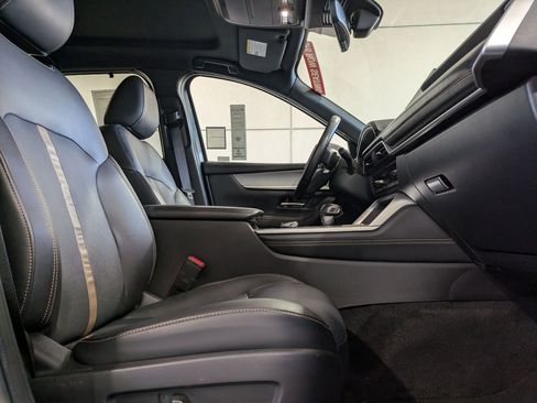 Used 2024 MAZDA CX-90 Plug-In Hybrid w/ Premium Plus image 11