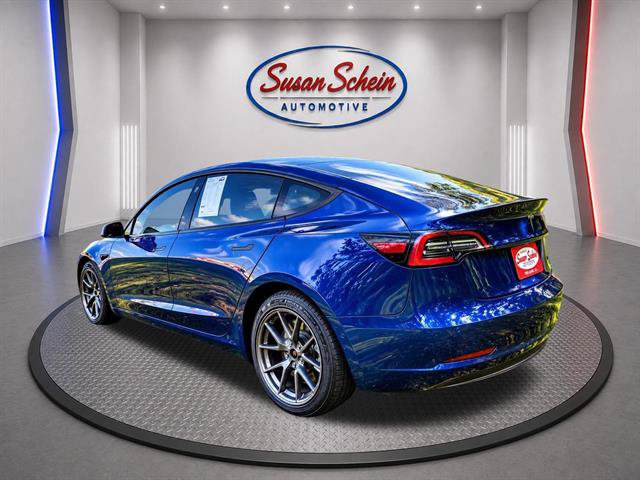 Used 2022 Tesla Model 3 Long Range AWD/4WD image 6