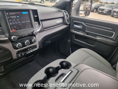 Used 2024 RAM 2500 Big Horn image 26