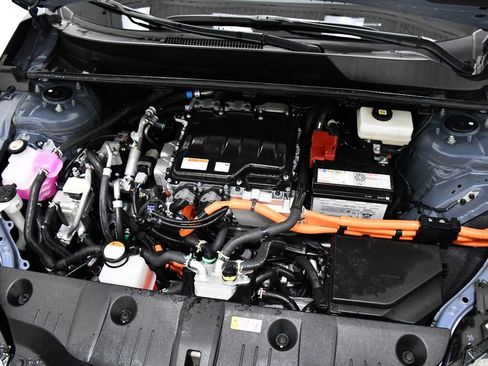 Used 2025 Subaru Solterra Limited w/ Limited Convenience Package image 6