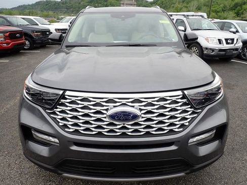 Used 2022 Ford Explorer Platinum w/ Technology Package AWD/4WD image 12