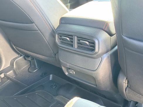 Used 2025 Honda Ridgeline TrailSport image 18