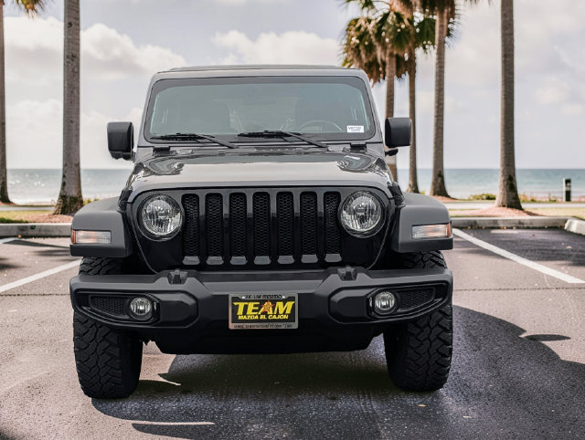 Used 2022 Jeep Wrangler Unlimited Sport AWD/4WD image 3