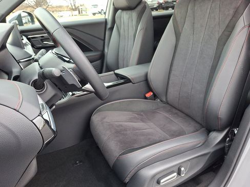 Certified 2025 Acura ADX A-Spec image 13