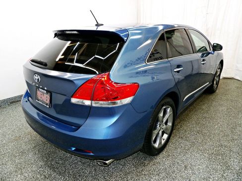 Used 2011 Toyota Venza w/ Leather Pkg FWD image 6