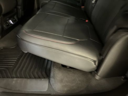 Used 2023 GMC Sierra 1500 Elevation image 22