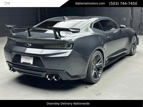 Used 2018 Chevrolet Camaro ZL1 image 6