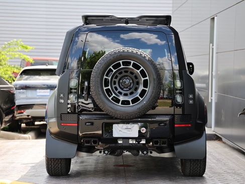 New 2026 Land Rover Defender 110 OCTA AWD/4WD image 15