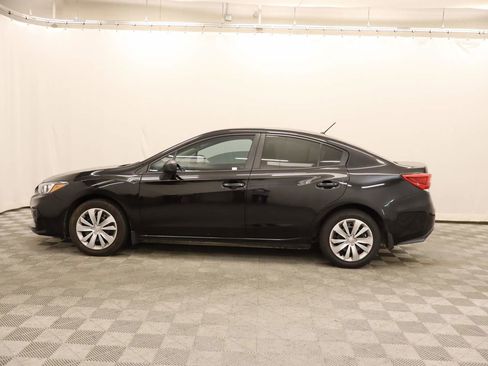 Used 2018 Subaru Impreza 2.0i image 2