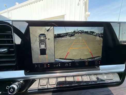 New 2026 GMC Sierra 1500 SLT image 14