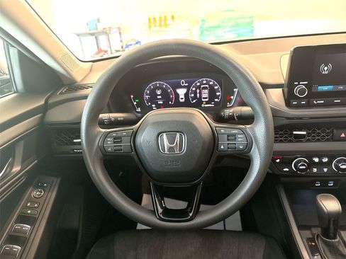 Used 2024 Honda Accord EX image 11