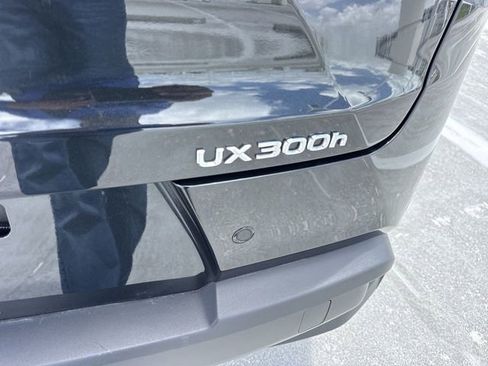 Used 2025 Lexus UX 300h FWD w/ Accessory Package (Z1) image 25