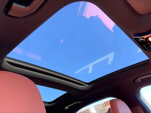 Certified 2023 Mercedes-Benz C 300 4MATIC Sedan image 14