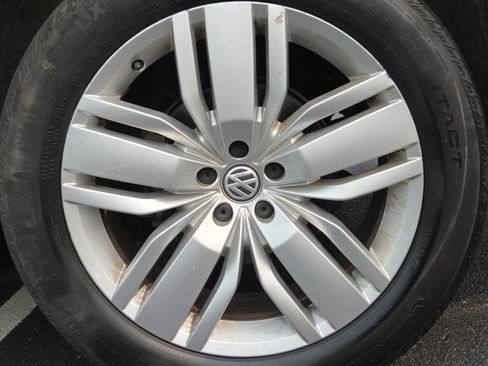 Used 2019 Volkswagen Atlas SEL AWD/4WD image 17