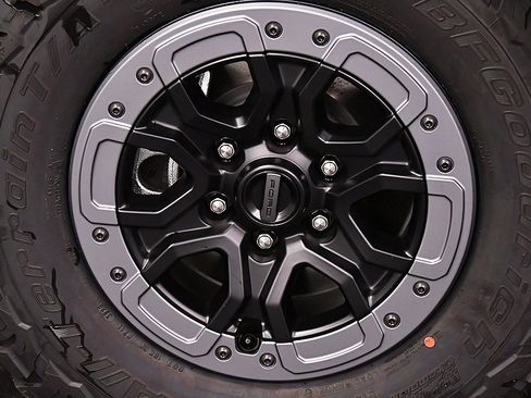 New 2025 Ford Ranger Raptor image 9