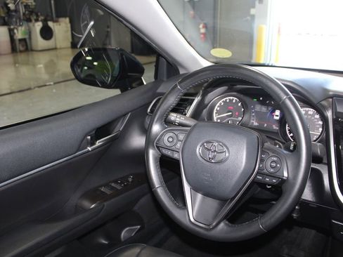 Used 2024 Toyota Camry SE AWD/4WD image 21