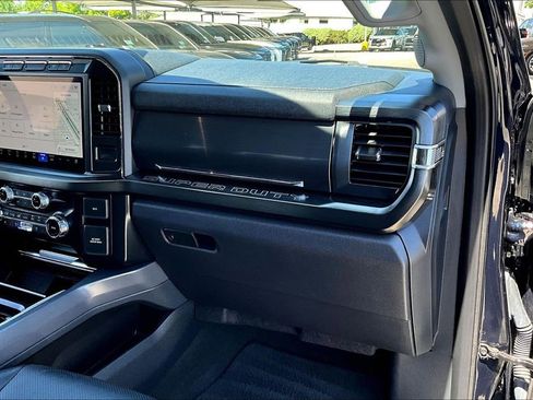 Used 2024 Ford F250 Lariat w/ Chrome Package AWD/4WD image 18